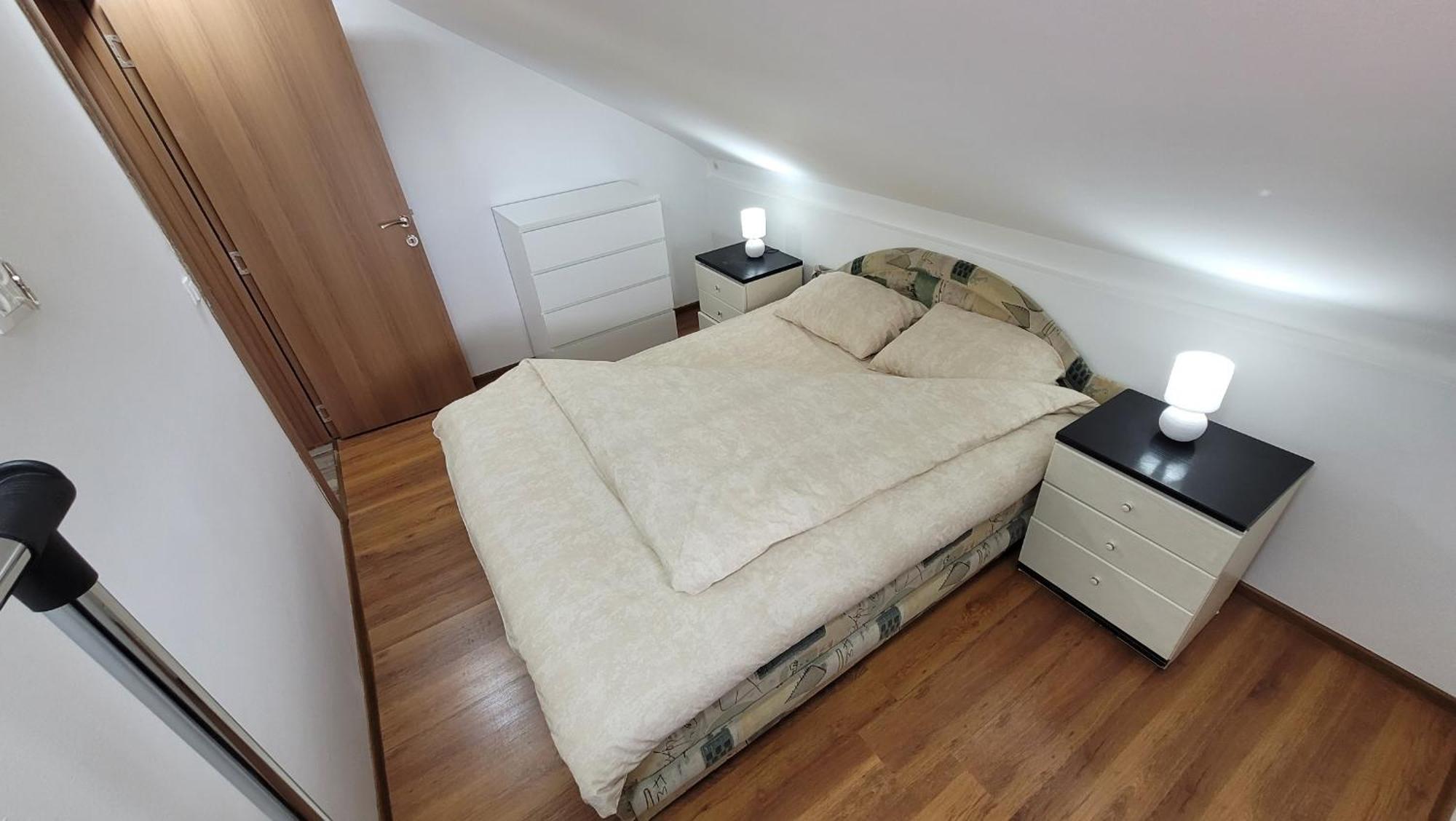 Old Olive Apartman *