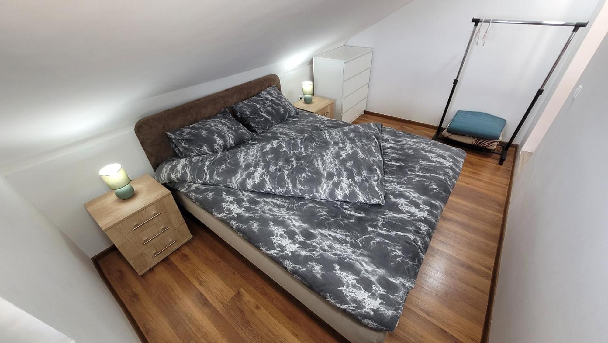 Old Olive Apartman *